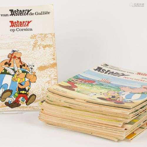 A lot with (20) comic books. Asterix and Obelix.