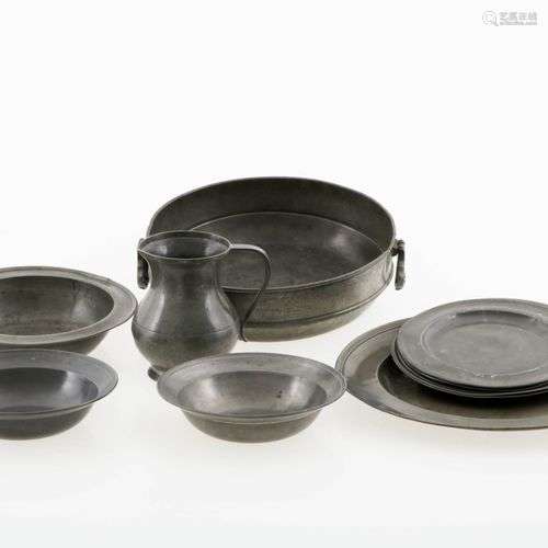 A set of various pewter utensils, Dutch, 19th / 20th century...