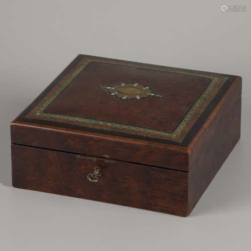 A walnut veneered trinket box with brass and mother of pearl...