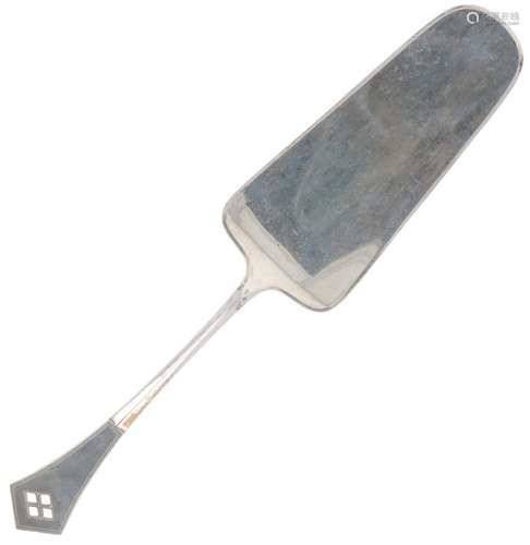 Pastry scoop silver.