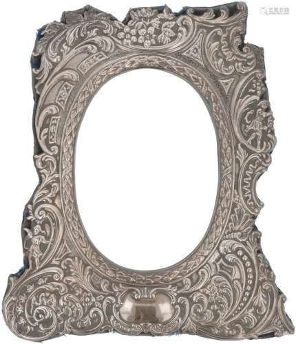 Photo frame silver.