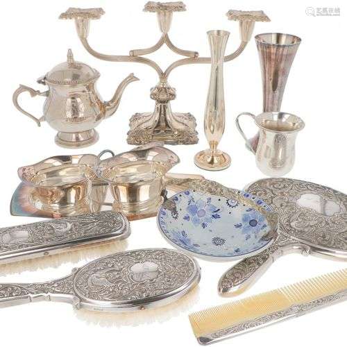(14) piece lot miscellaneous silver-plated.