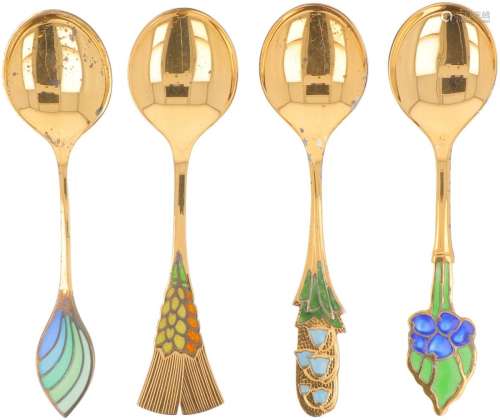 (4) part lot annual spoons 
