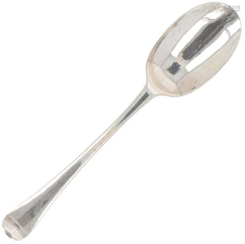 Spoon (London Henry Morris 1740) silver.