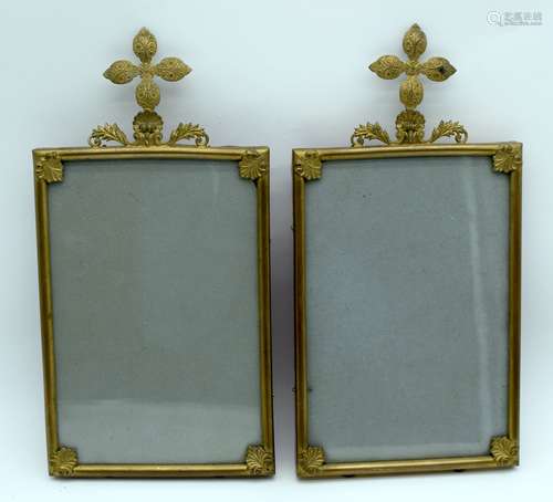 A pair of gilded metal photo frames 31cm (2).