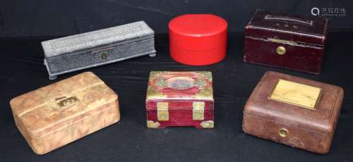 A collection of antique boxes & jewellery cases. Largest 26c...