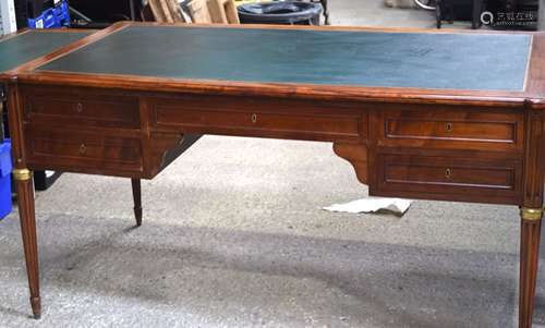 A Louis 15th Style 5 drawer two wing leather top desk 82 x 1...