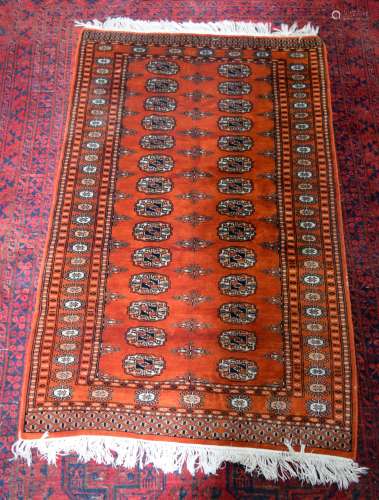 A Persian rug 158 x 98 cm.