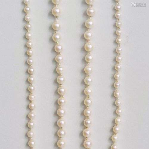 Collier de perles de culture en chute, fermoir en or 750°/00...