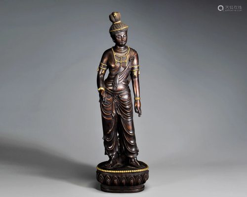 A Carved Aloes-wood Bodhisattva Qing Dynasty