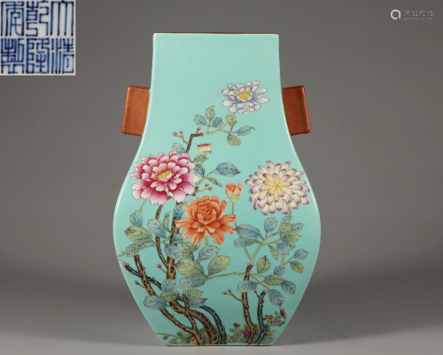 A Famille Rose Arrow Vase Qing Dynasty