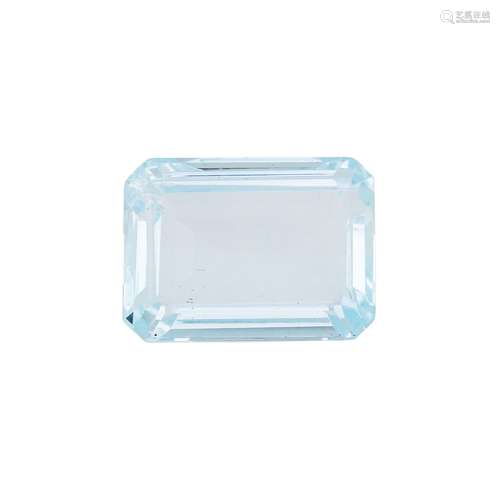 Loser hellblauer Aquamarin 25,8 ct,