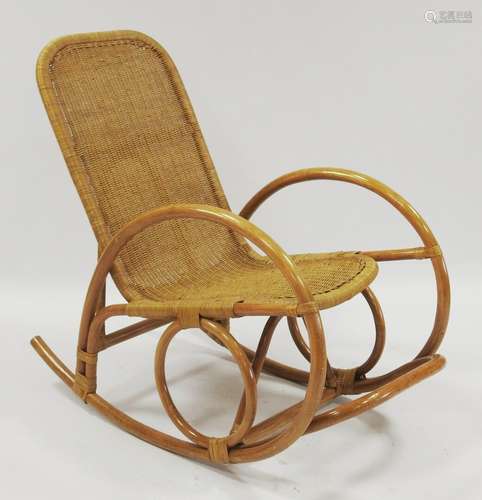 TRAVAIL contemporain Fauteuil Rocking-chair en rotin. 99 x 1...