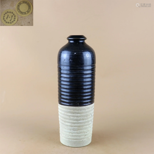 A Black Glazed Porcelain Vase