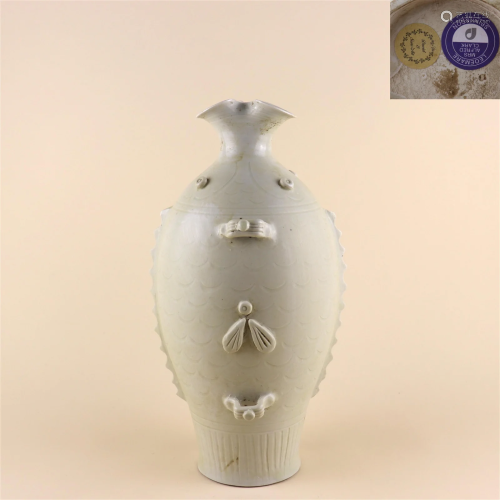 A Ding Kiln Porcelain Vase