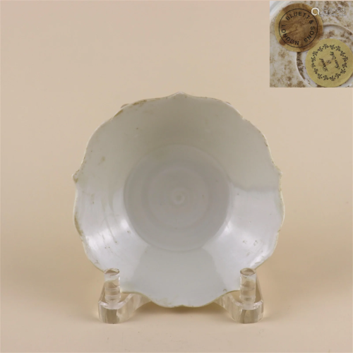 A Ding Kiln Porcelain Plate