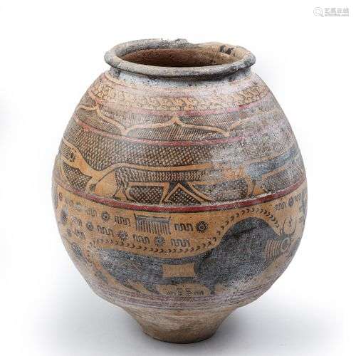 Vase en terre cuite à décor de buffles. Mehrgarh 2700 av. J....