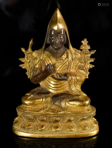 A Gilt Bronze Tibet Tsongkhapa