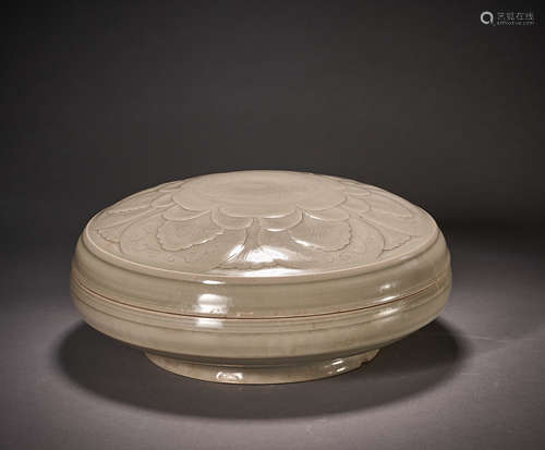 Song Dynasty, Celadon Powder Box