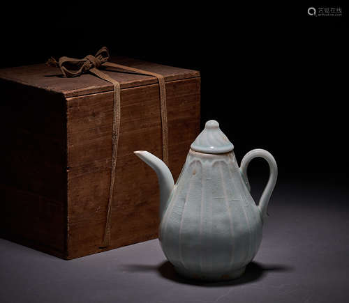 Song Dynasty,Hutian Kiln Pear-Shaped Pot