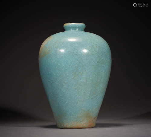 Song Dynasty, Ru Kiln Prunus Vase