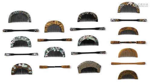 A COLLECTION OF JAPANESE LACQUER COMBS AND HAIRPINS 20TH CEN...