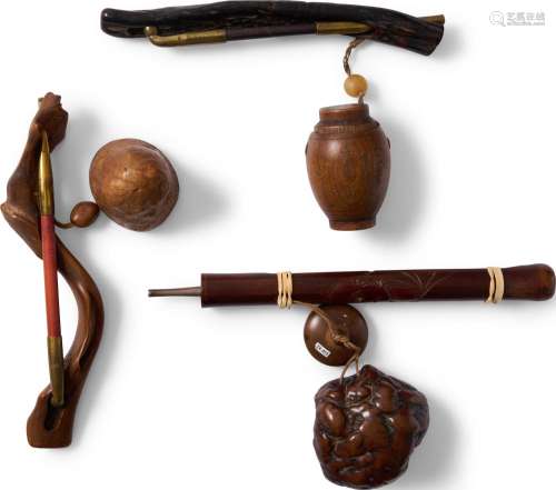 A COLLECTION OF JAPANESE SMOKING IMPLEMENTS MEIJI PERIOD (18...