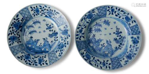 A PAIR OF CHINESE BLUE AND WHITE KRAAK DISHES KANGXI PERIOD ...