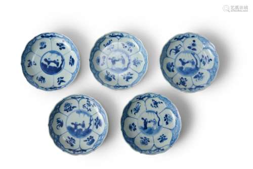 FIVE SMALL CHINESE BLUE AND WHITE FLOWER-FORM DISHES KANGXI ...