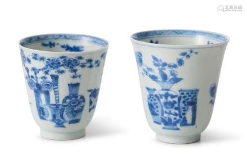 TWO CHINESE BLUE AND WHITE CUPS KANGXI PERIOD (1661-1722)
