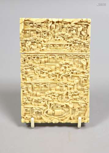 A Chinese Cantonese carved ivory card case, 11.5cm