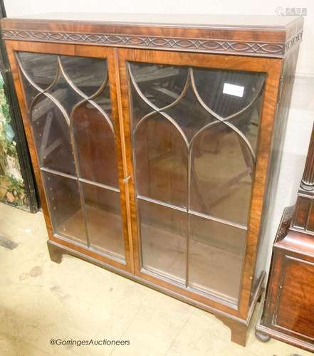 A 1920's Georgian style mahogany bookcase, width 91cm, depth...