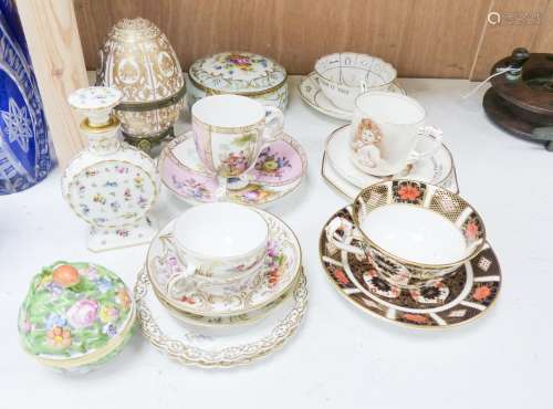 A group of Dresden and Continental porcelain cups and saucer...