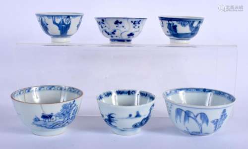 TWO 17TH CENTURY CHINESE BLUE AND WHITE PORCELAIN TEABOWLS M...
