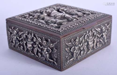 A LATE 19TH CENTURY INDIAN SILVER AND MIXED METAL BOX decora...