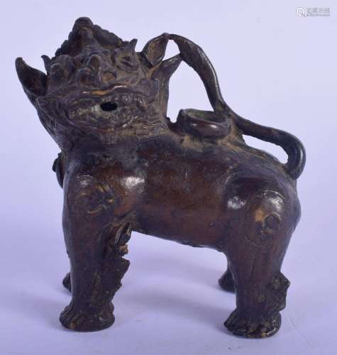 A 17TH/18TH CENTURY SOUTH EAST ASIAN BRONZE WATER DROPPER mo...