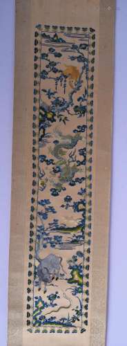 AN EARLY 20TH CENTURY CHINESE SILK EMBROIDERED SCROLL decora...