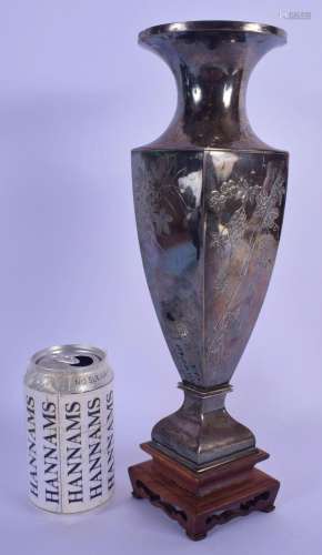 A LARGE 19TH CENTURY CHINESE EXPORT SILVER VASE engraved wit...