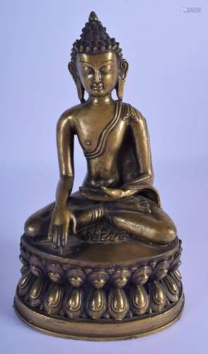 A 19TH CENTURY SOUTH EAST ASIAN CHINESE NEPALESE BRONZE BUDD...
