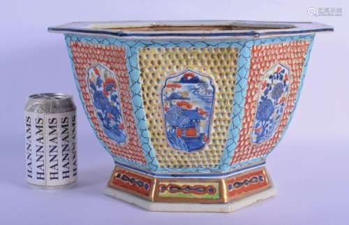 A RARE 18TH CENTURY CHINESE EXPORT CLOBBERED PORCELAIN JARDI...