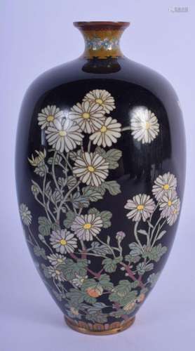 AN EARLY 20TH CENTURY JAPANESE MEIJI PERIOD CLOISONNE ENAMEL...