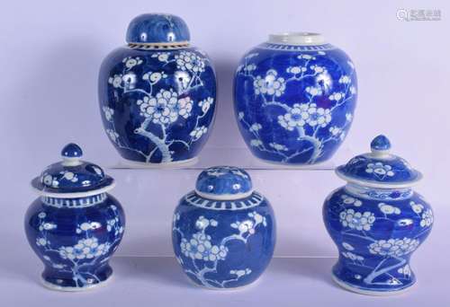 FIVE 19TH/20TH CENTURY CHINESE BLUE AND WHITE PORCELAIN JARS...