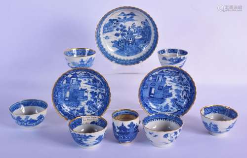 A GROUP OF 18TH CENTURY CHINESE BLUE AND WHITE TEAWARES Qian...