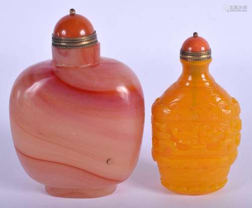 AN EARLY 20TH CENTURY CHINESE BEIJING GLASS SNUFF BOTTLE AND...