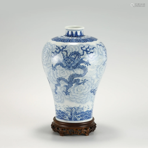 QING YONGZHENG BLUE AND WHITE PLUM VASE