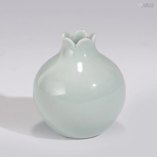 DOUQING GLAZED POMEGRANATE PORCELAIN WATER …