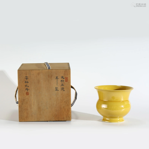 MING ZHENGDE YELLOW GLAZED TIE BUCKET IN BOX