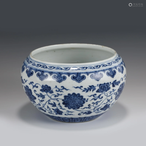 BLUE & WHITE WRAPPED FLORAL BOWL
