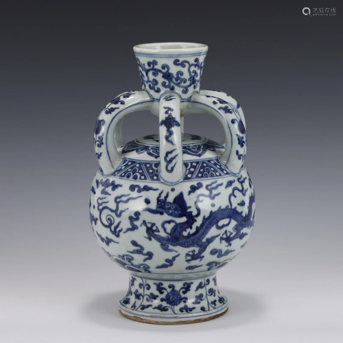 BLUE AND WHITE SIX HANDLES ZUN VASE