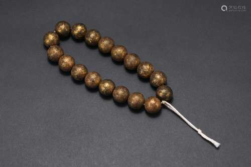 Qing Dynasty Agarwood and Gold Bracelet